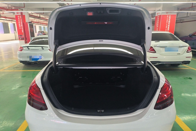 奔驰C级 2021款 C 200 L 时尚型运动版局部细节23
