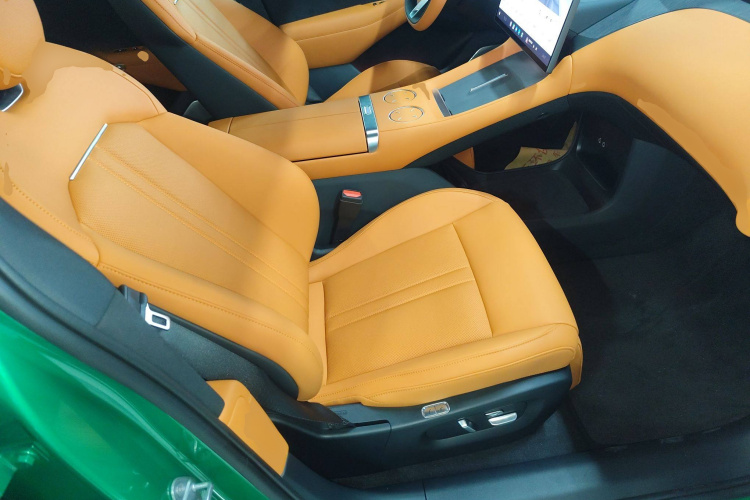 小米汽车 小米YU7 2025款 超长续航后驱版局部细节41