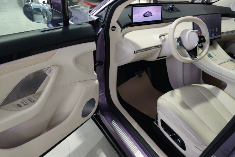 鸿蒙智行 智界R7 2024款 纯电 736km UItra中控内饰7003