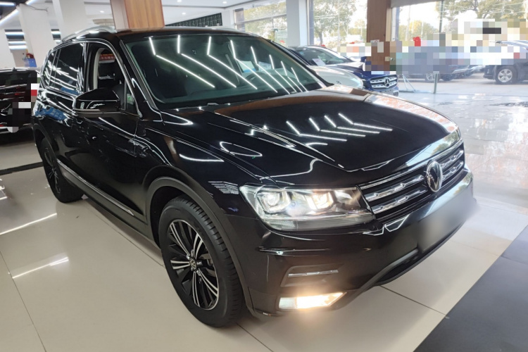 大众 途观L 2021款 330TSI 自动两驱智享版车身外观3