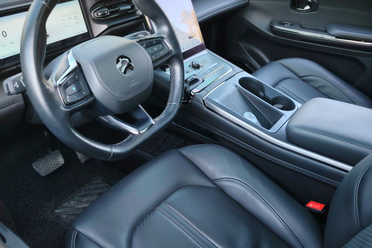 蔚来ES6 2020款 610KM 签名版中控内饰7008