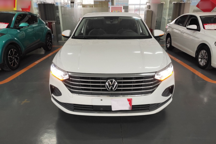 大众 朗逸 2023款 1.5L 自动得逸版车身外观2