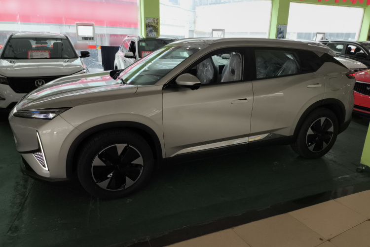 东风风神 风神L7新能源 2024款 205 Plus车身外观4