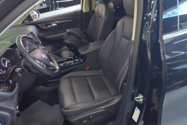 别克 2022款 昂科威Plus 652T 五座豪华型中控内饰19