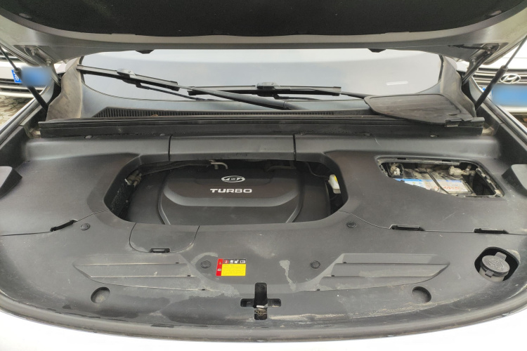 宝骏RS-5 2019款 1.5T CVT超级互联潮动版 国VI机舱底盘24