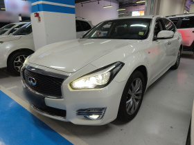 英菲尼迪Q70 2019款 Q70L 2.0T 精英版