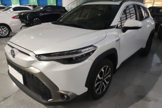 丰田 锋兰达 2023款 2.0L 智能电混双擎 尊贵版