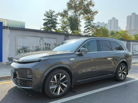 理想汽车 理想L8 2023款 Air