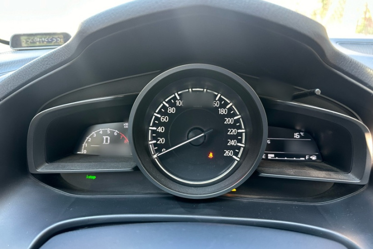 马自达3 昂克赛拉 2017款 两厢 1.5L 自动豪华型 国V中控内饰7005