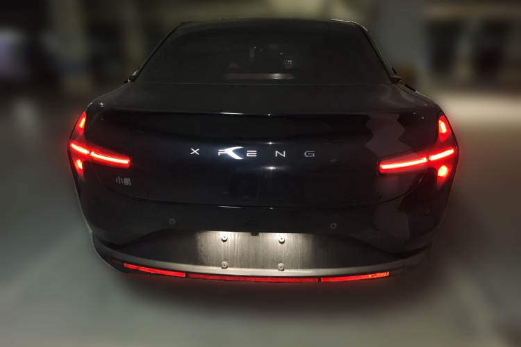 小鹏MONA M03 2024款 620 超长续航车身外观6