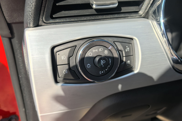 福特 Mustang 2017款 2.3T 性能版中控内饰7006