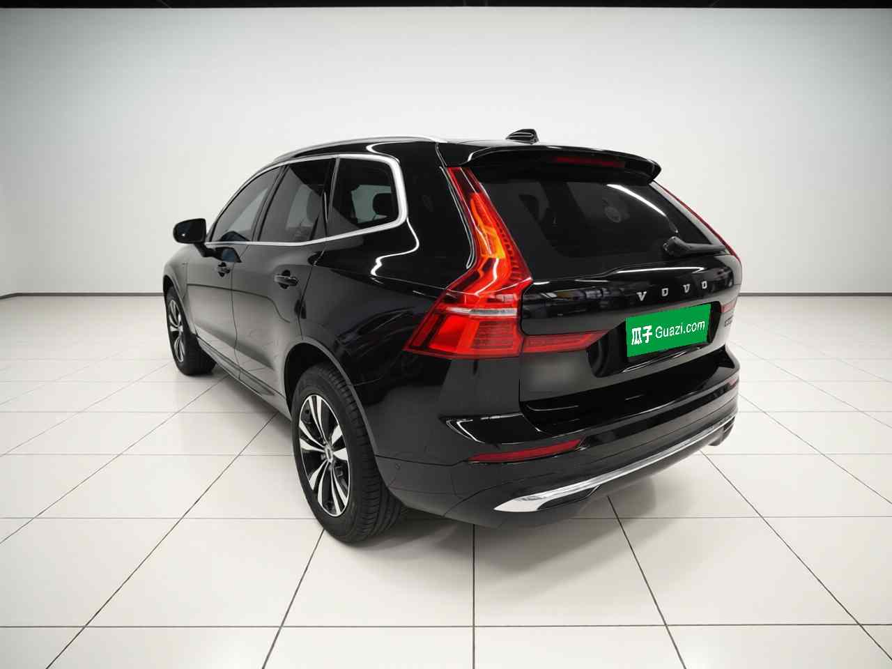 沃尔沃XC60 2024款 B5 四驱智逸豪华版(3)