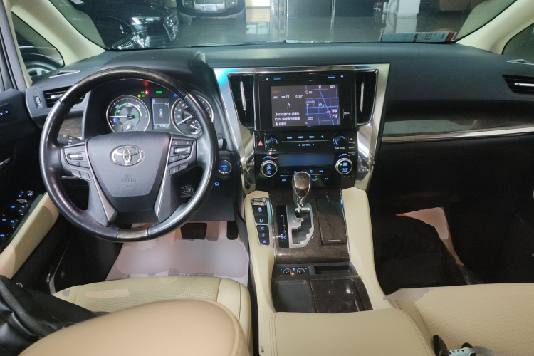 丰田 威尔法 2019款 双擎 2.5L HV尊贵版中控内饰12