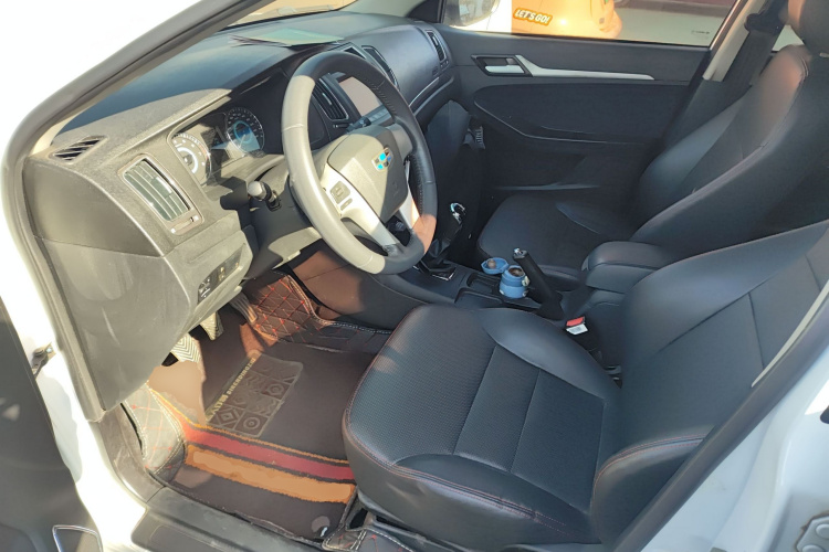 吉利汽车 远景 2015款 1.5L 手动精英型中控内饰19