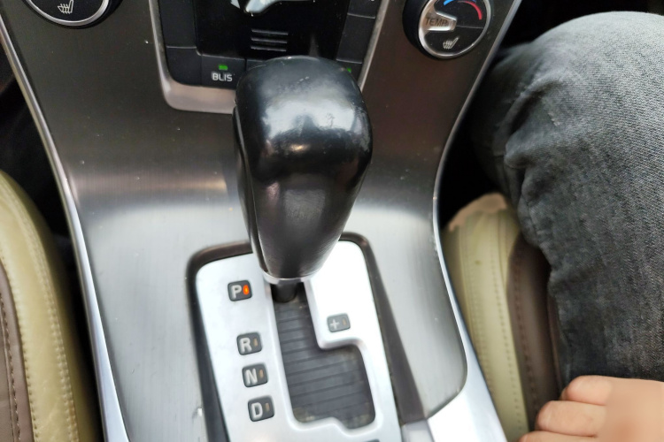 沃尔沃S60(进口) 2012款 T5 智尊版局部细节18