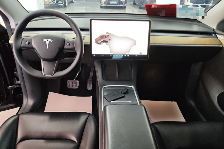 特斯拉 Model Y 2022款 改款 后轮驱动版中控内饰7002