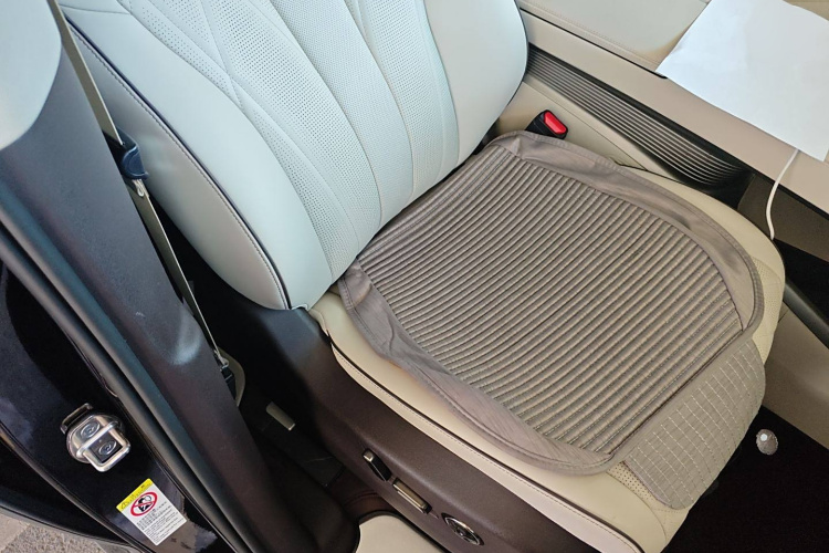 腾势D9 2024款 DM-i 1050 尊享型局部细节41