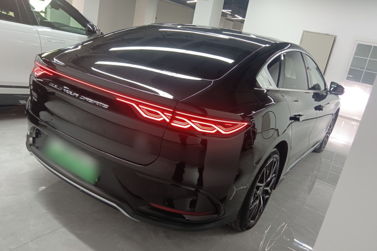 比亚迪 汉 2022款 DM-p 202KM 四驱旗舰型车身外观7