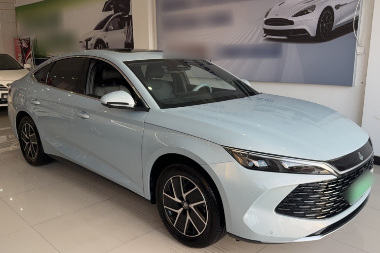 比亚迪 秦L 2024款 DM-i 120KM超越型车身外观6002