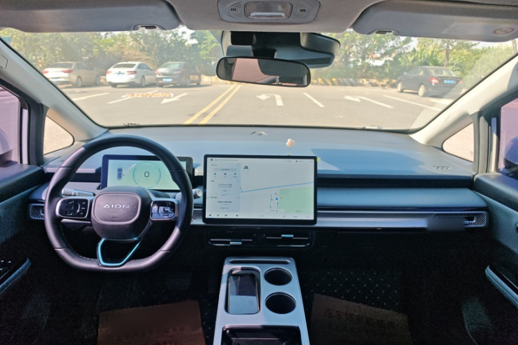 埃安 AION Y 2023款 Plus 510 乐享版中控内饰7015