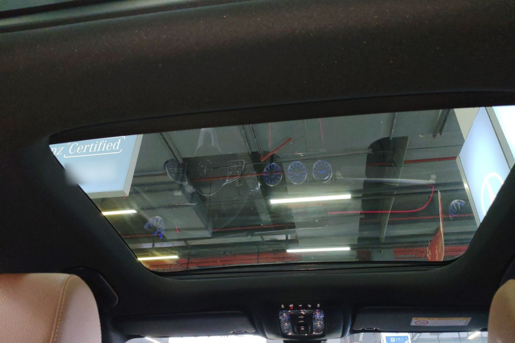 奔驰GLB 2023款 GLB 220 时尚型局部细节22