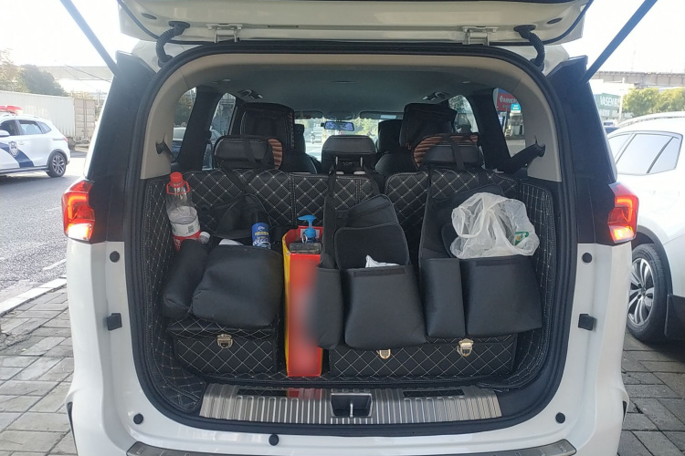 上汽大通MAXUS 大通G50 2023款 1.5T 手动畅游A局部细节23