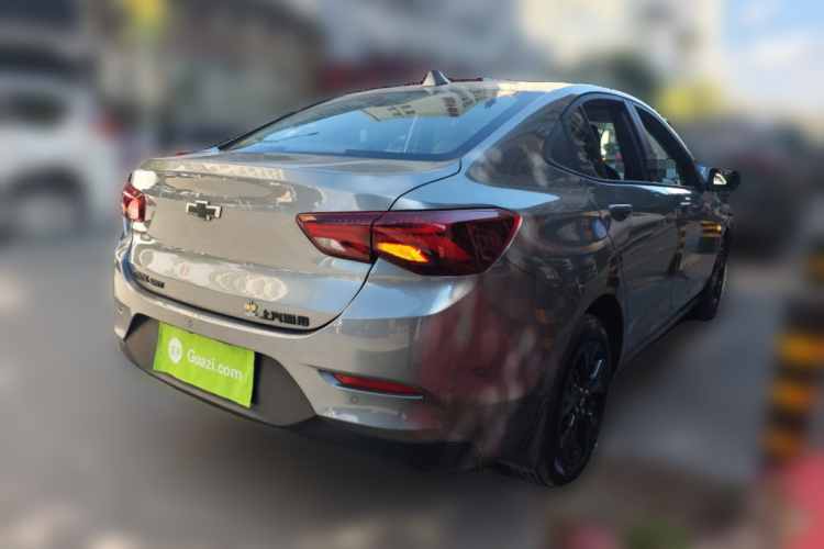 雪佛兰 科沃兹 2020款 Redline 325T 自动欣耀版 国VI车身外观7