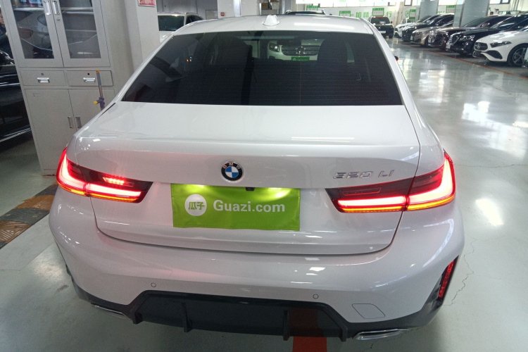 宝马3系 2024款 320Li M运动套装车身外观6