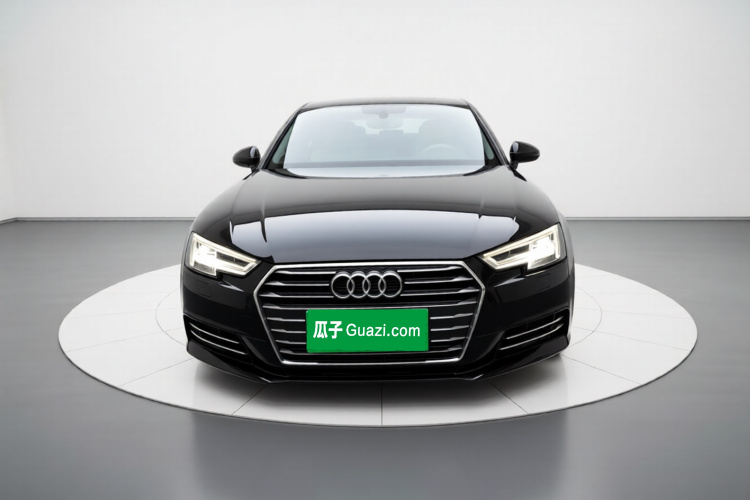 奥迪A4L 2018款 30周年年型 40 TFSI 进取型车身外观2