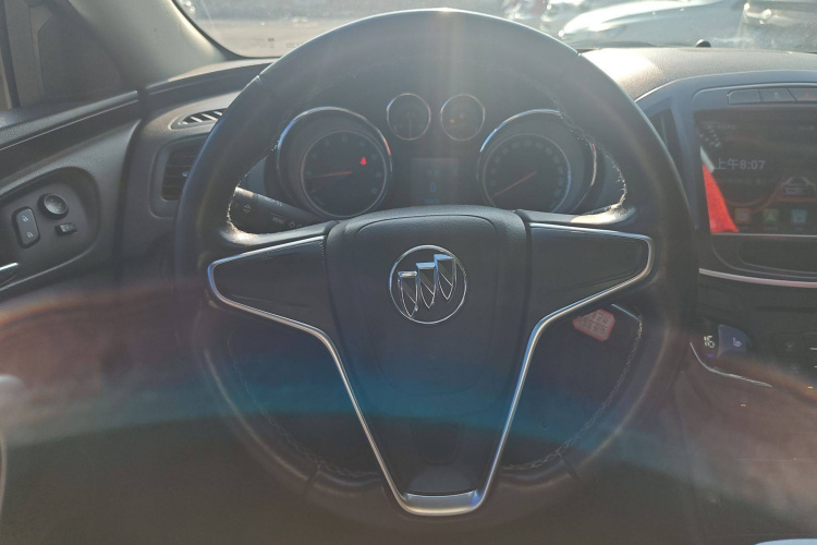 别克 君威 2014款 1.6T 时尚技术型局部细节13