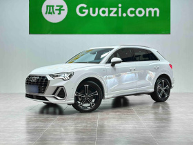 奥迪Q3 2022款 45 TFSI quattro 时尚动感型