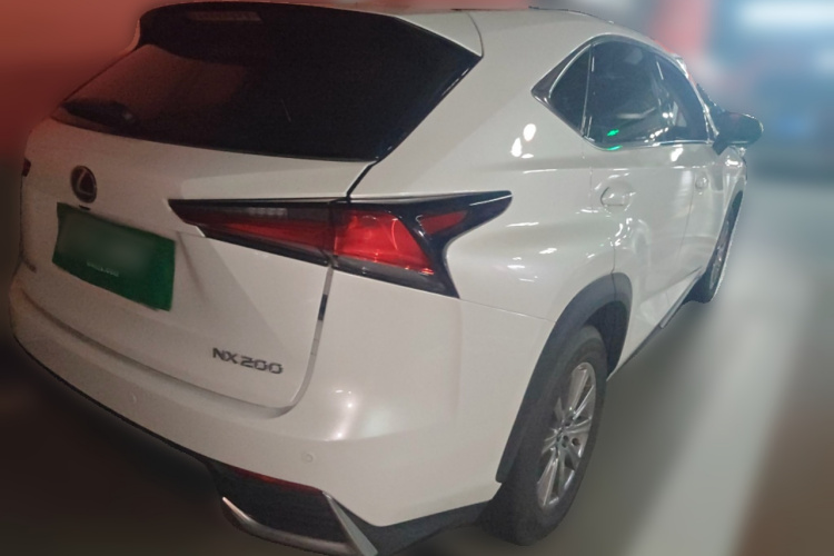 雷克萨斯NX 2018款 200 前驱 锋行版 国V车身外观6005