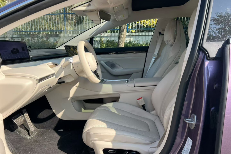 鸿蒙智行 智界S7 2025款 855km Max车身外观6005