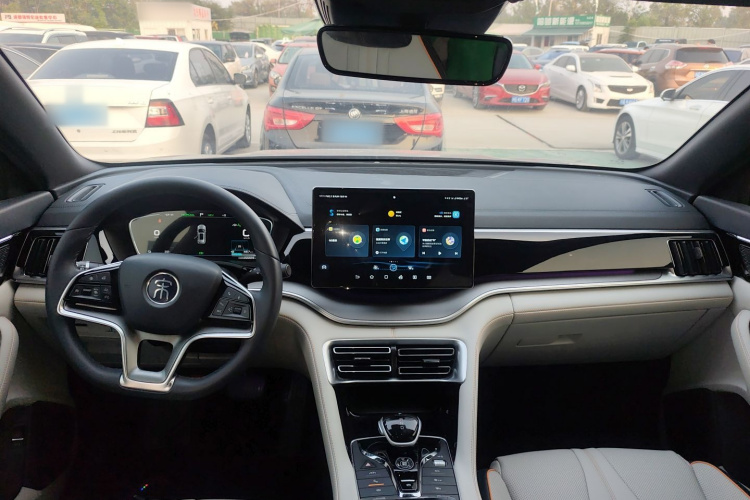 比亚迪 宋PLUS新能源 2021款 DM-i 110KM 旗舰PLUS中控内饰7002