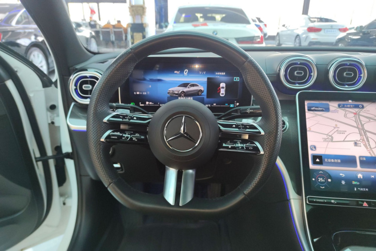 奔驰C级 2024款 改款二 C 260 L 皓夜运动版中控内饰13