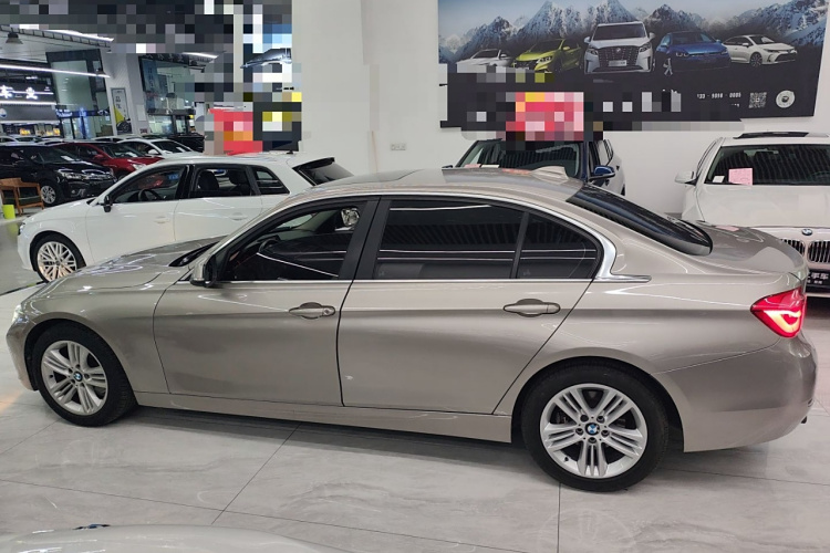 宝马3系 2017款 320Li 时尚型车身外观4