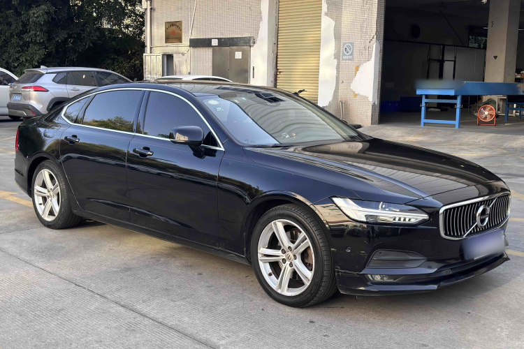 沃尔沃S90 2018款 T4 智远版车身外观6003