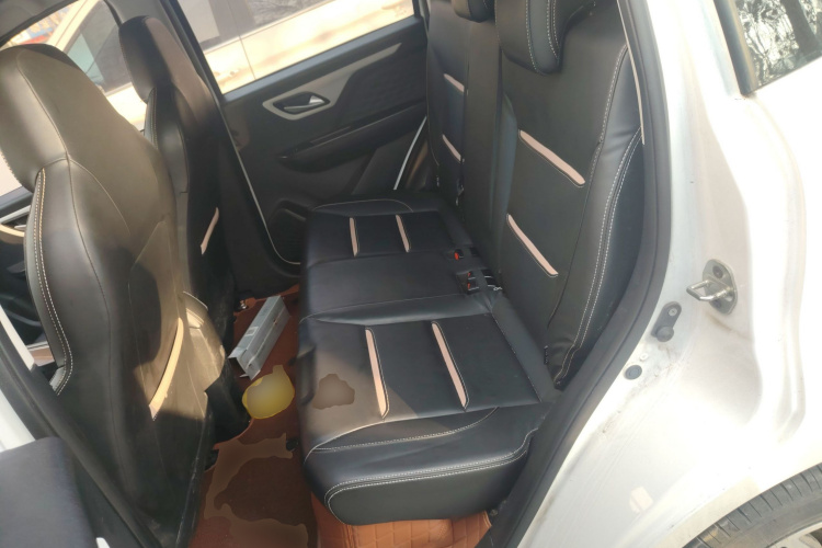 思皓 2022款 花仙子款 四叶草中控内饰21