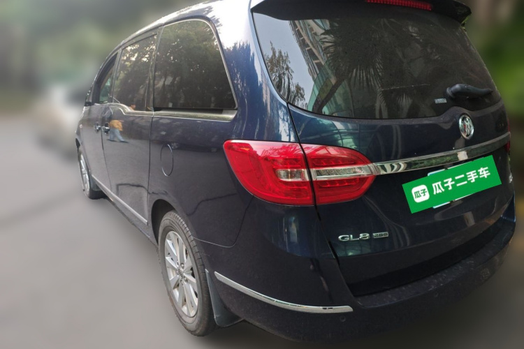 别克GL8 2017款 25S 尊贵型 国V车身外观5