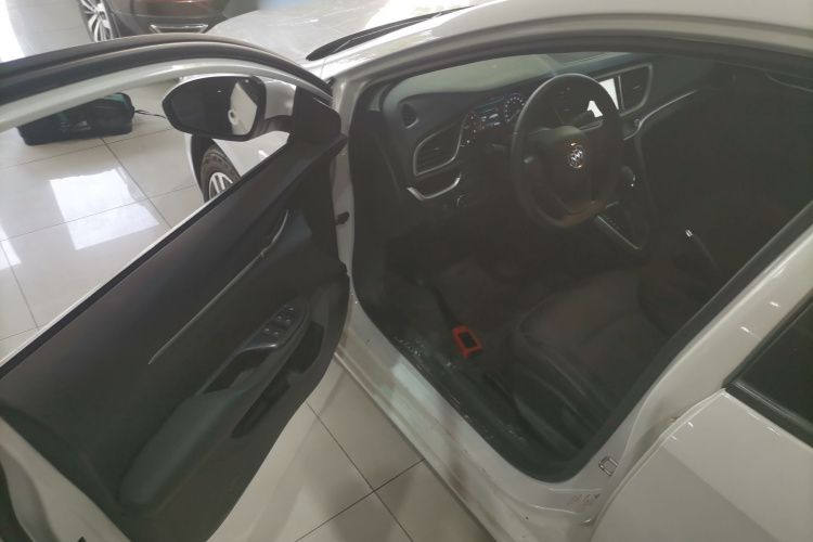 别克 英朗 2021款 1.3T 自动轻混动精英型中控内饰20