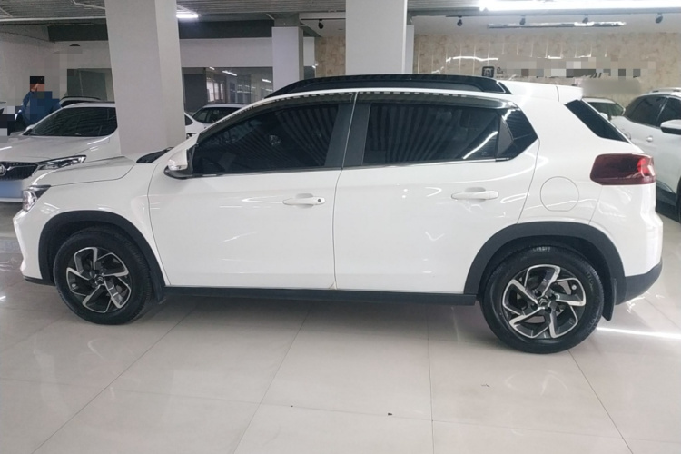 雪铁龙C3-XR 2021款 190THP DCT致尚版车身外观4