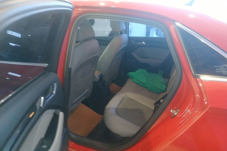 奥迪A3 2019款 Limousine 35 TFSI 时尚型 国V中控内饰7004