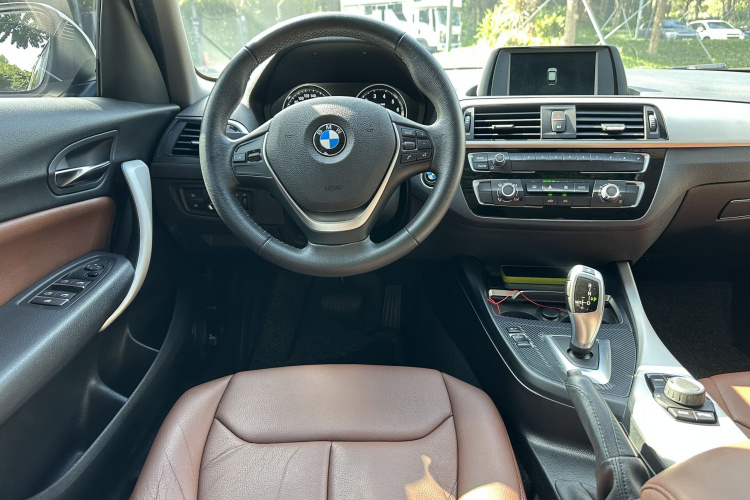 宝马1系(进口) 2018款 118i 领先型中控内饰7004