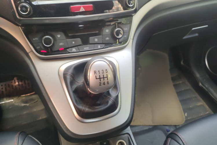 哈弗H6 2017款 蓝标 运动版 1.5T 手动两驱精英型局部细节18