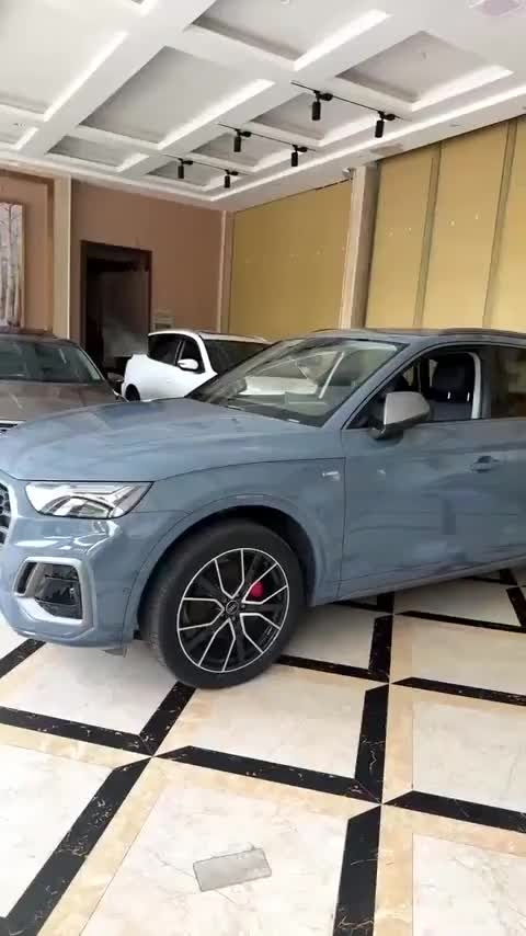 奥迪Q5L 2022款 40T RS套件燃速型讲解2