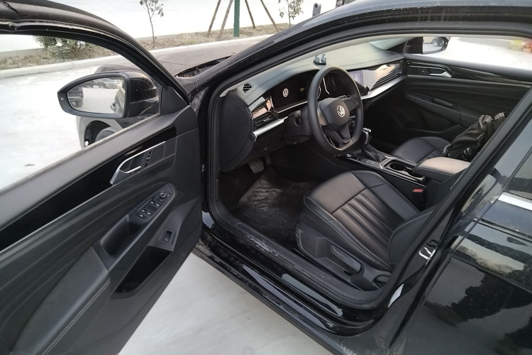 大众 帕萨特 2022款 280TSI 商务版中控内饰20