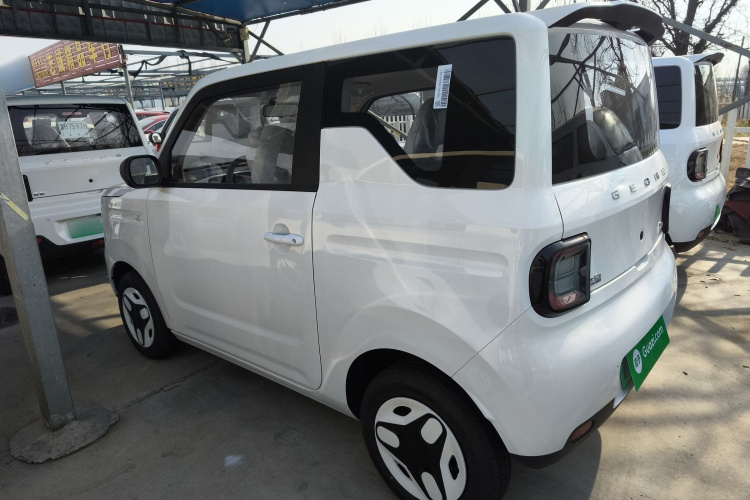 吉利银河 熊猫 2025款 210km 元气熊车身外观6003