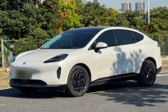 昊铂HT 2023款 670 后驱特高压版