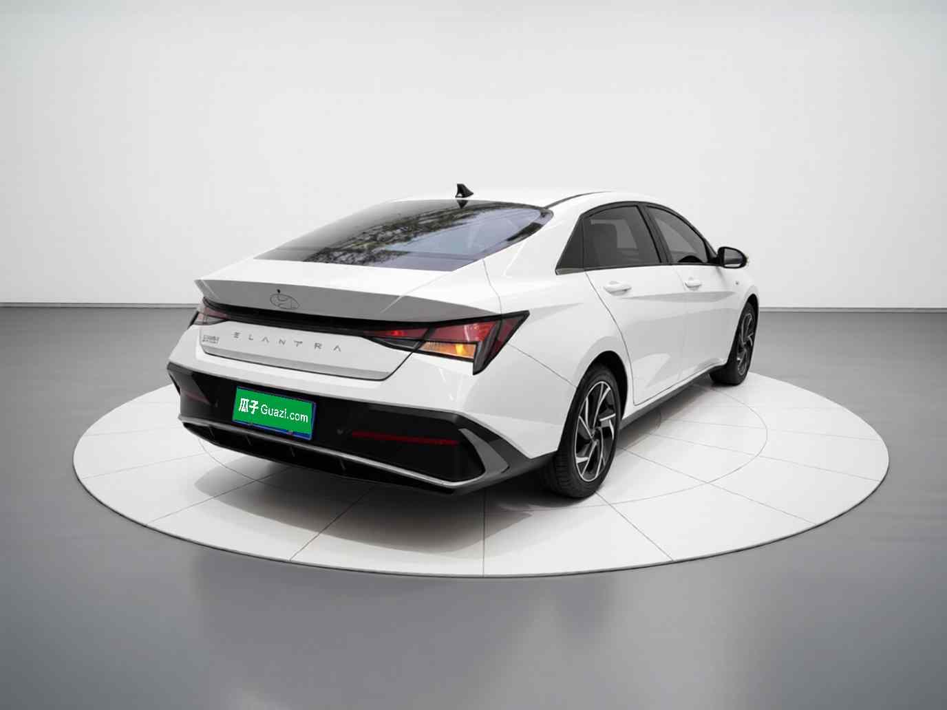 现代 伊兰特 2023款 1.5L CVT GLX精英版(4)
