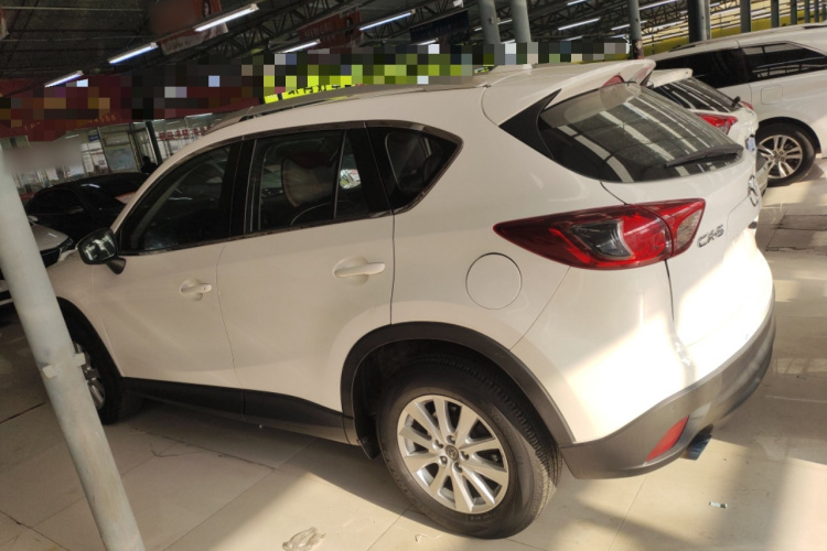 马自达CX-5 2015款 2.0L 手动两驱舒适型车身外观4